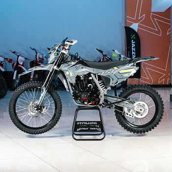 Кроссовый мотоцикл BSE Z3 V 21/18 Titan